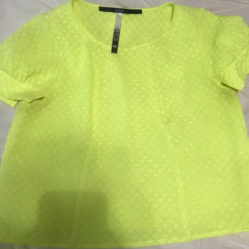 kensie - neon cropped blouse